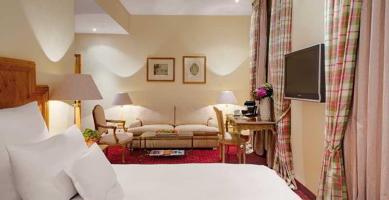 Excelsior By Geisel Hotel